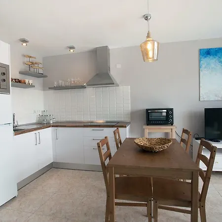 Apartman Residencial Teguisol 131 *